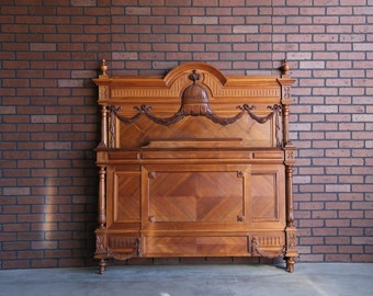 Antique Full Bed ~ Vintage Bed ~ Double Bed ~ French Provincial Bed
