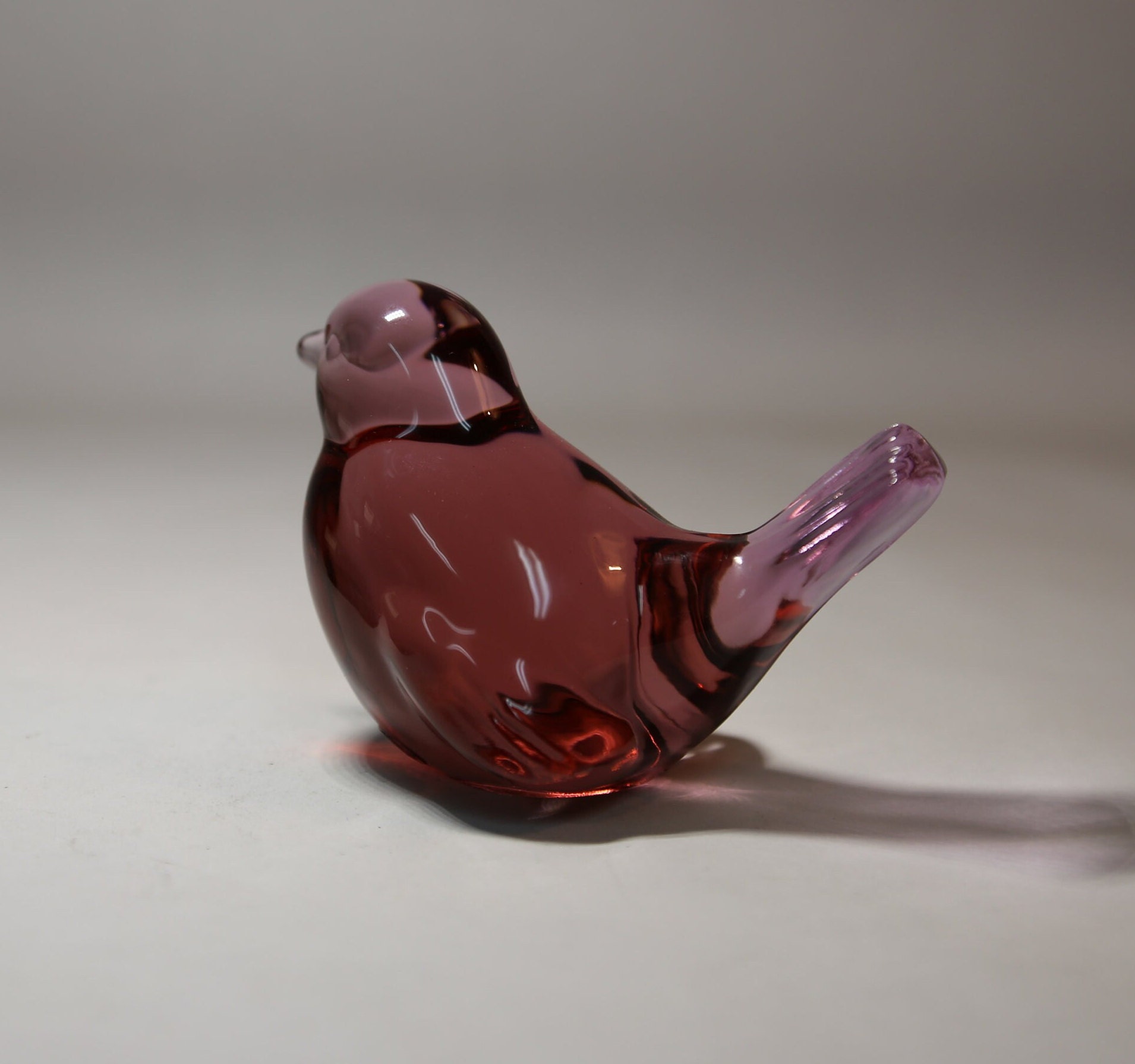 Fenton Glass ~ Dusty Rose Glass Bird ~ Bird Figurine - Etsy Fenton Glass ~ Dusty Rose Glass Bird ~ Bird Figurine - Etsy