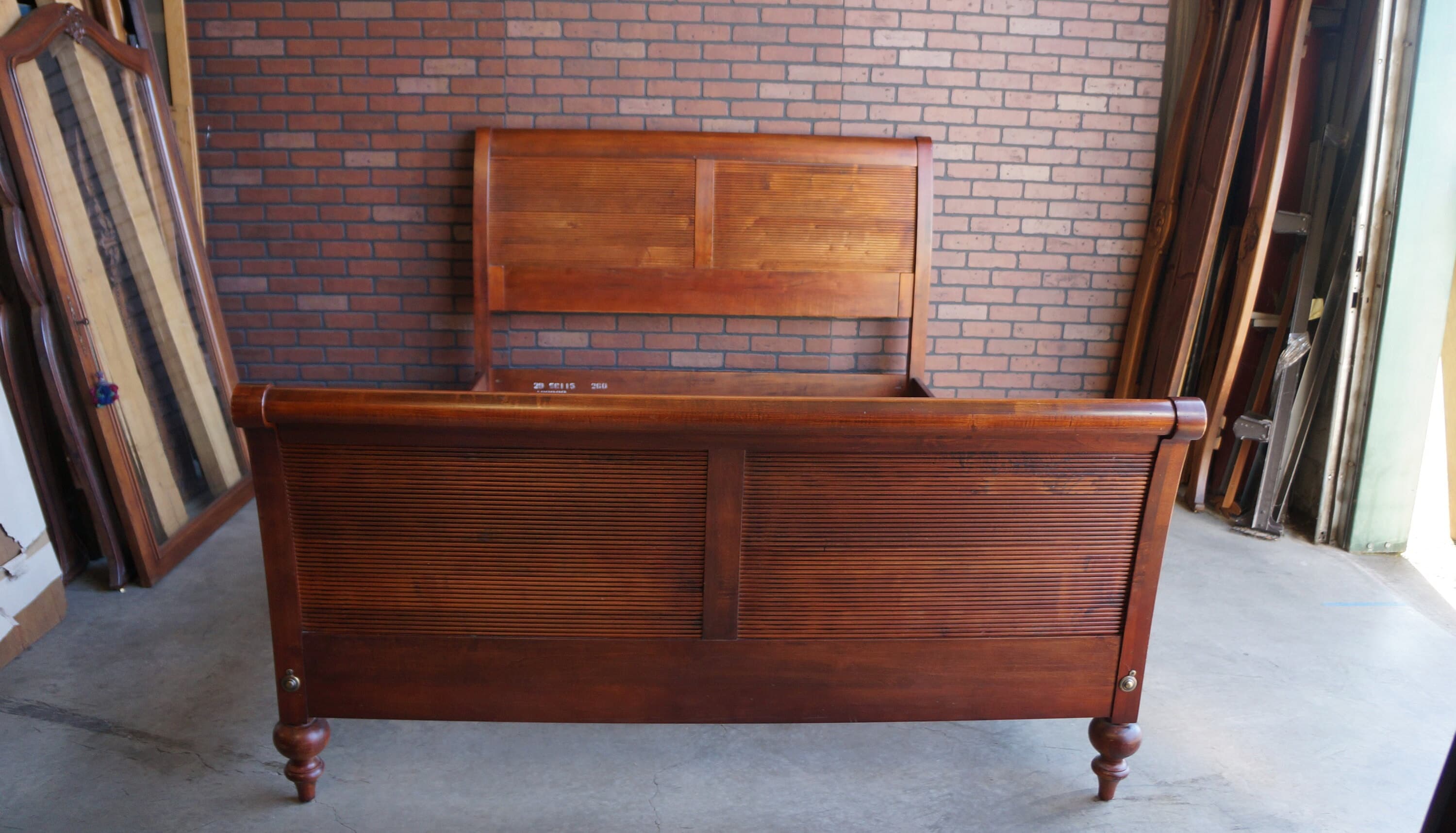 British Classics Bedroom Set by Ethan Allen ~ Sleigh Bed ~ Tall Chest of  Drawers ~ Pair of Nightstands - Etsy Israel, image size:3000x1717