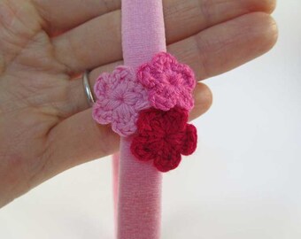 Trio de Crochet - Pink Grapefruit Headband // Crochet Flower Cluster Headband // Infant Headband // Newborn Photo Prop