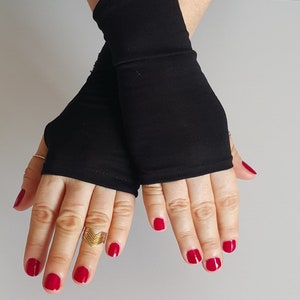 Mitaines courtes noires, Manchettes, Gants pour textos, Gants de conduite, Gants de cyclisme, Chauffe-mains, Mitaines pour gants de vélo, Cadeau de la Saint-Valentin image 3