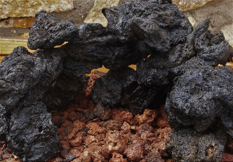 Safe for all water types Aquarium Lava Rocks Black Fish Tank Rocks 10 pieces