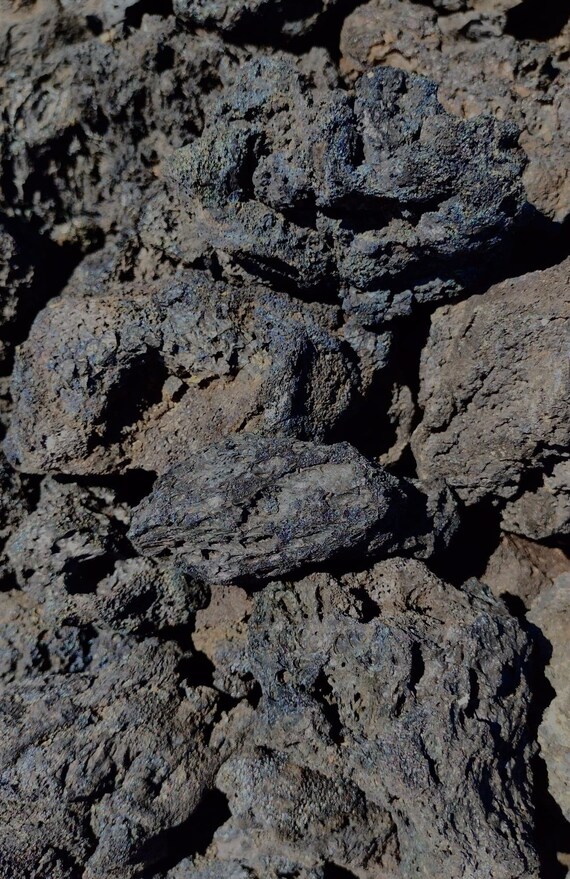 Blue Vane Rocks Blue Lava Rock
