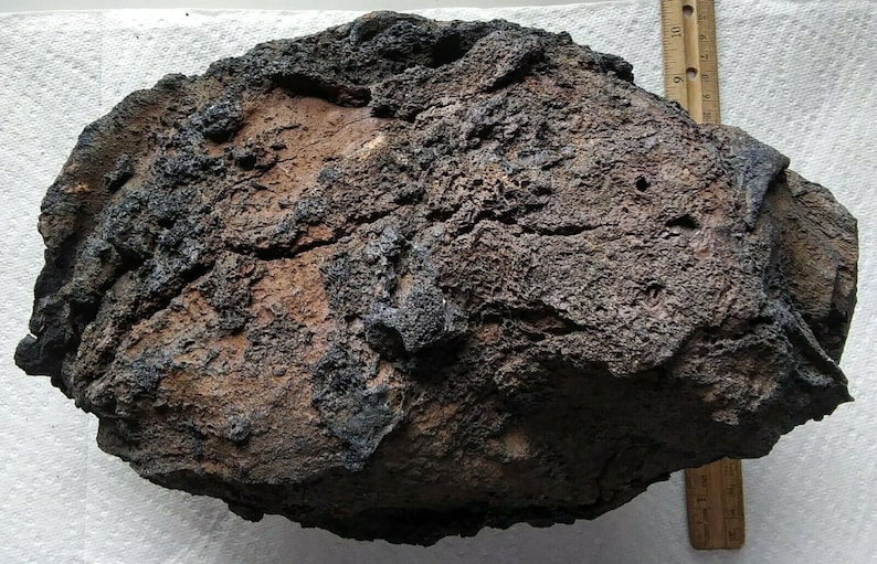 Bomb Volcano Rocks Black Volcanic-bomb-museum-basaltic-rock-volcanic Impact Mark - Etsy
