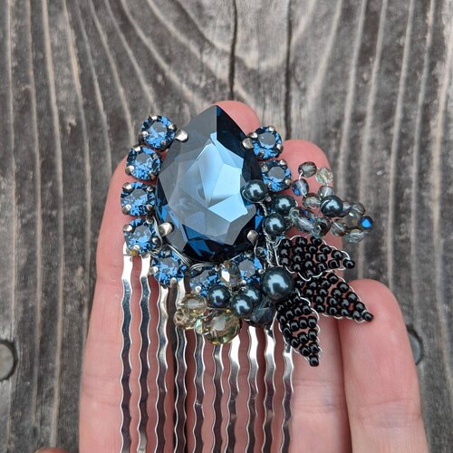 Montana shops Floral Comb