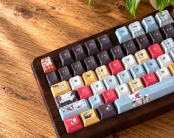 ナイトメアドールキーキャップセット：カスタム137個のOEMキー｜かわいいカワイイPBTキーキャップ｜ゴシックホラーパステルキーキャップ｜クラシックヴィンテージカワイイキーボード
