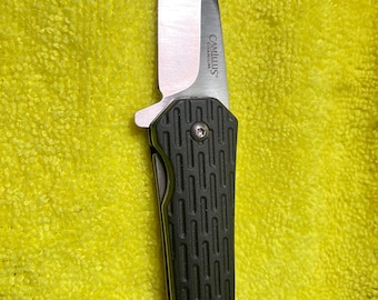 Newer Minty Camillus Titanium black scale single blade locking pocket knife/3 3/8"/hunting