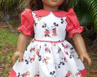 Vestido de muñeca con Mickey y Minnie Mouse hecho para American Girl.