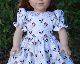 Vestido de Mickey y Minnie Mouse para muñecas de 45 cm: cuello Peter Pan, mangas abullonadas.