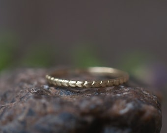 Love heart pattern wedding ring, rustic wedding band, available in three width, skinny band promise ring, love token, gold stacking ring.