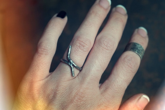 Sterling silver twig ring, Burnt Offerings, Kindling ring, hammered and oxidised silver minimalist ring, gender neutral, pinkie thumb ring