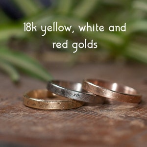 Rustikaler Ehering, massiver Goldring in 3mm Breite, 8k und 14k Gelbgold und 14k Weißgold, geschlechtsneutral Bild 7