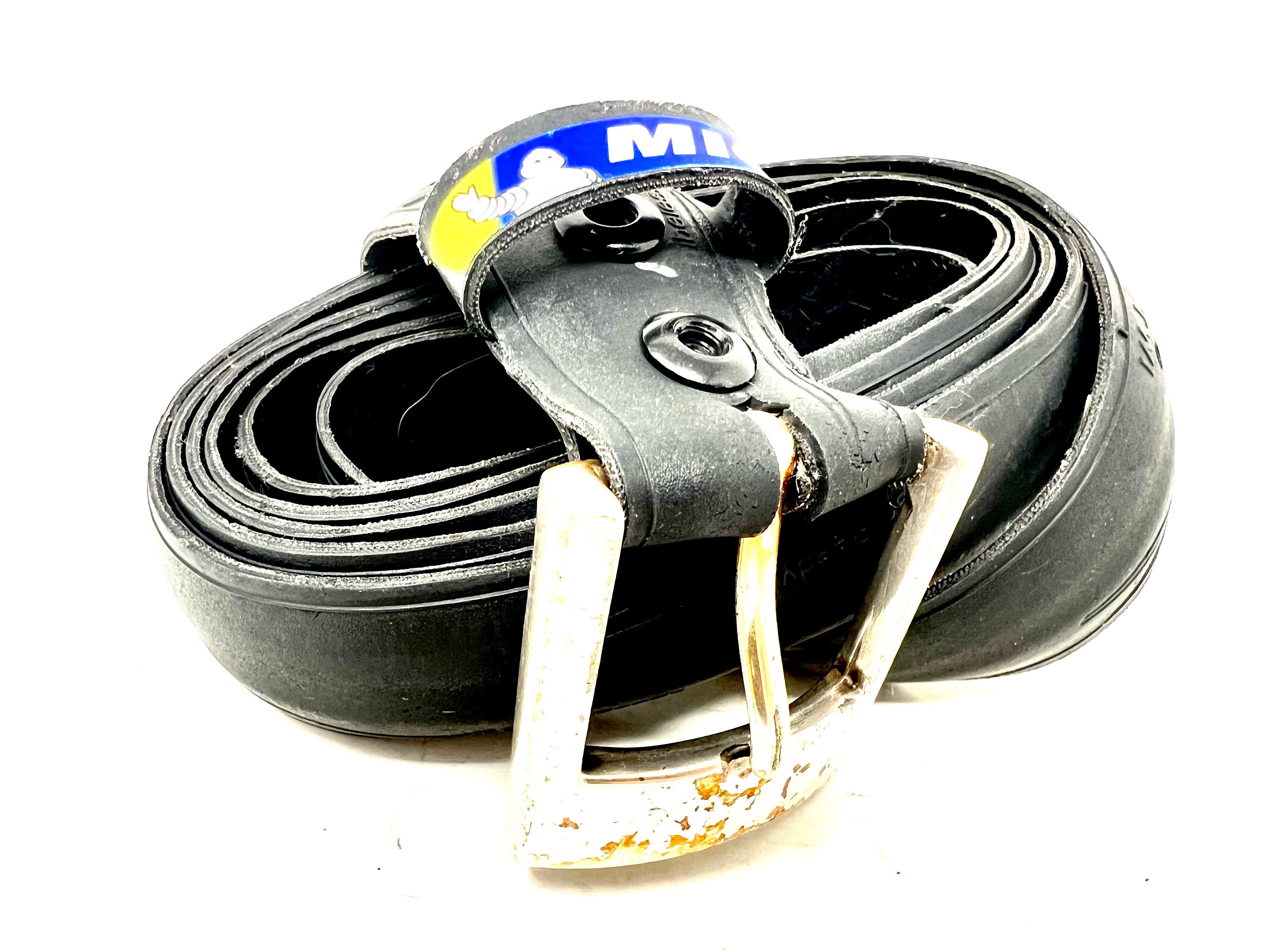 revelo: Recycled Bike Tire Belt