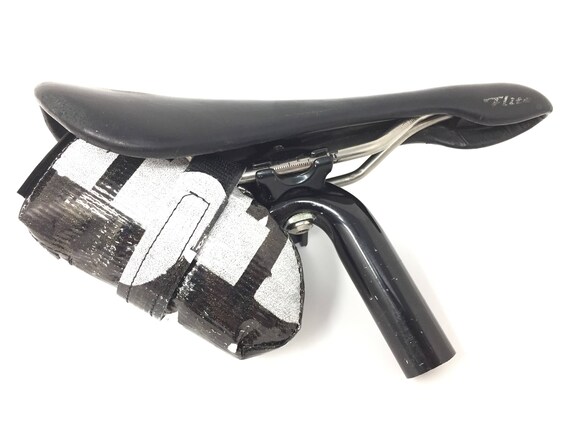 minimalist saddle bag