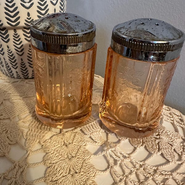 Pink Recollection Madrid Glass Salt and Pepper shakers