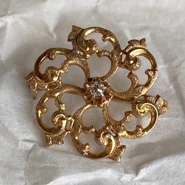 14k Yellow Gold Antique  Scroll Brooch With Diamond Accent