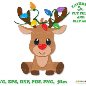 すぐにダウンロードできます。かわいいクリスマスの座っているトナカイの SVG カット ファイルとクリップ アート。個人および商用で使用可能。R_38。