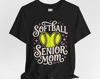 Camiseta para mamás de jugadoras de último año de sóftbol, ​​camiseta con diseño de corazón en espiral, regalo atemporal para la temporada de último año de sóftbol.