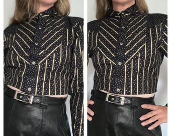 Vintage Banjo Western Marinblå & Guldfärgade Stjärnor och Ränder Långärmad Hi-Lo Crop Top