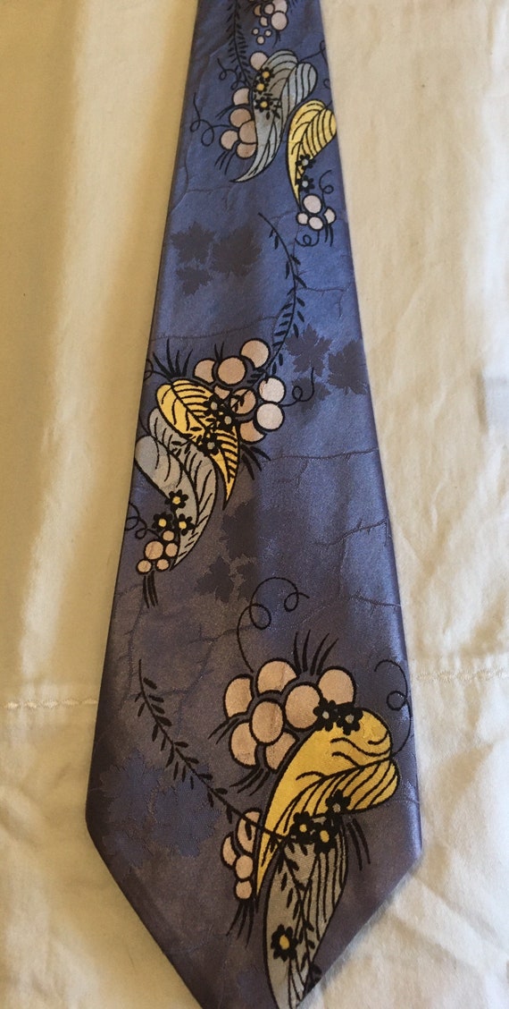 Symphony in Color Silk Tie - image 2