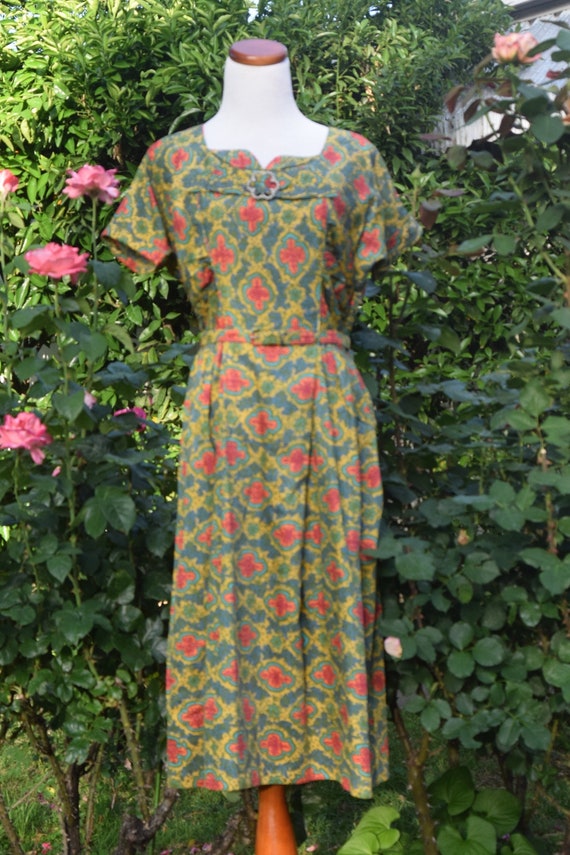 OsGood 1960s Vintage Spring Garden Dress