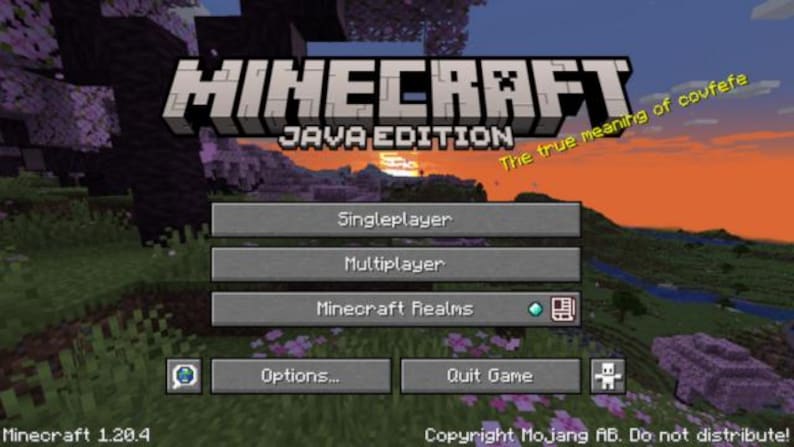 Peut inclure: L'&eacute;cran du menu principal de Minecraft Java Edition affiche un paysage au coucher du soleil avec des arbres violets et de l'herbe verte. L'interface comprend des boutons Singleplayer, Multiplayer, Minecraft Realms, Options et Quit Game, avec le texte The true meaning of covfefe.