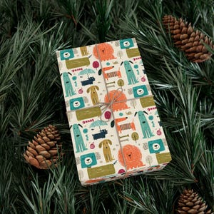 Dog Wrapping Paper, Funny Christmas Wrapping Paper, Dog Lover Gift, Dog Mom Birthday Wrap