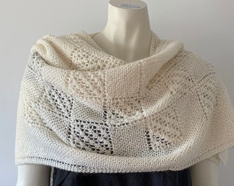 Shawl, hand knitted with Kidmohair and merino wool