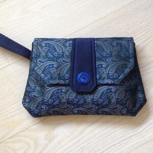 Clutch sewn from a lovely thick Sudbury silk in Paisley design