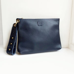 Leather wristlet clutch, Navy clutch bag with luxurious wrist strap image 3