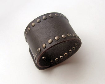 Leather studded bracelet, Dark brown color leather cuff for men and women