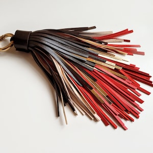 Grand porte-clés à pampilles en cuir, bijou de sac bohème souple à pampilles marron foncé, or, rouge
