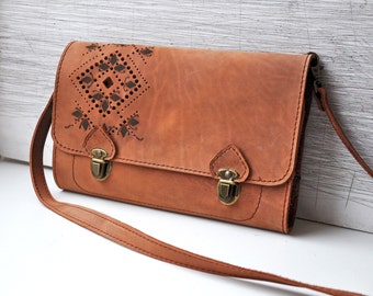 Leren schetsboeketui met pennenhouder en crossbody riem, gepersonaliseerd leren dagboek, kunstenaarsportfolio