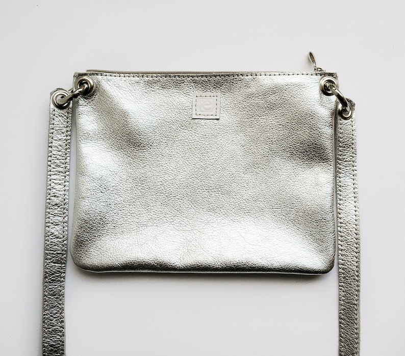 Silver real leather crossbody bag with zipper closure