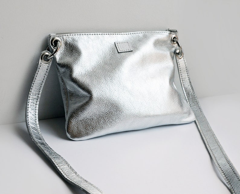 Silver real leather crossbody bag with zipper closure