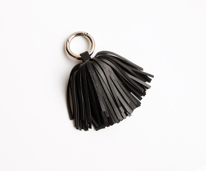 Porte-clés pompon en cuir, porte-clés pompon, breloque pompon noir image 1