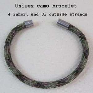 Military Style Paracord Elwood 100 Feet Of 550 Lb Paracord - 7-Strand Survival Rope In Multi Camo Pattern Leatherman Camping Multi-Tools Military Style Paracord Elwood 100 Feet Of 550 Lb Paracord - 7-Strand Survival Rope In Multi Camo Pattern Leatherman Camping Multi-Tools