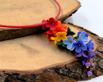 Collier pendentif fleur arc-en-ciel fait main en pâte polymère, bijoux de festival