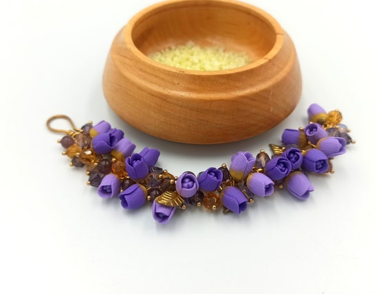 Hand Sculpted Lilac Tulip Bracelet, Czech Glass Flowers