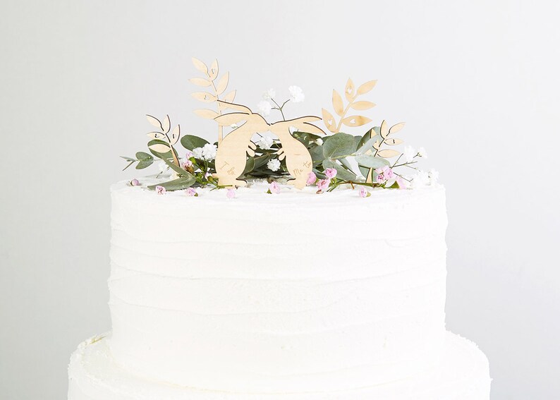 Centerpieces or Linens, Guestbook or Table Numbers - What's Your Favorite Decor Item? 3