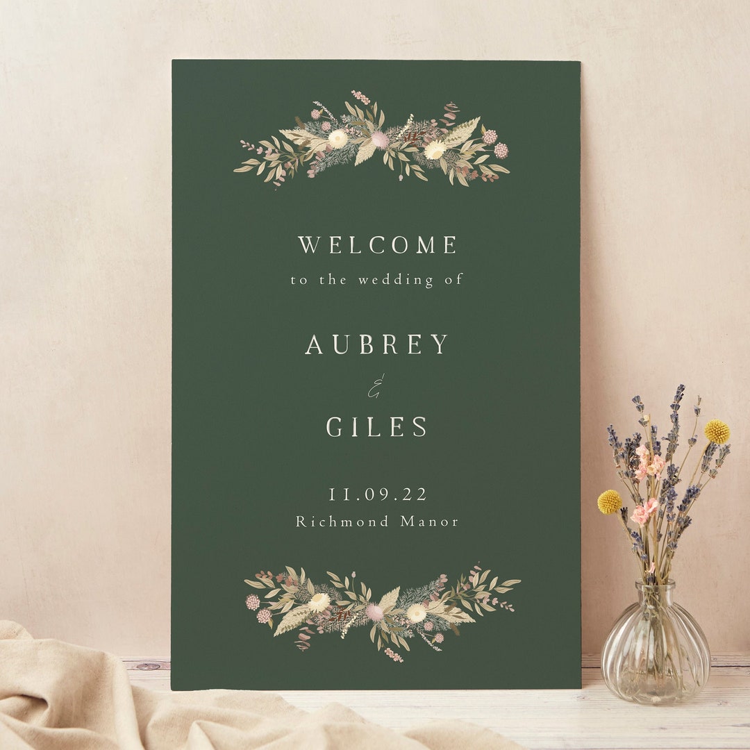 Dried Flower Wreath Wedding Welcome Sign - Personalised Board - Etsy