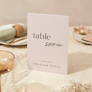 Tischnummer Schild | Hochzeit Zeichen | A4 Robustes Foamex Schild | Blush Schrift