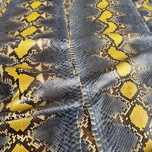 Echtes, netzartiges Python-Bauchleder | Schieferblaues, ungebleichtes Schlangenleder | Exotisches Pythonleder für Taschen und Kunsthandwerk