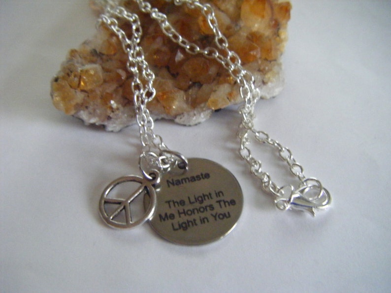 Spiritual Inspirational Healing Namaste The Light in Me Honors The Light in You Peace Sign Unisex Men Woman Vegan Yoga Buddha Chakras