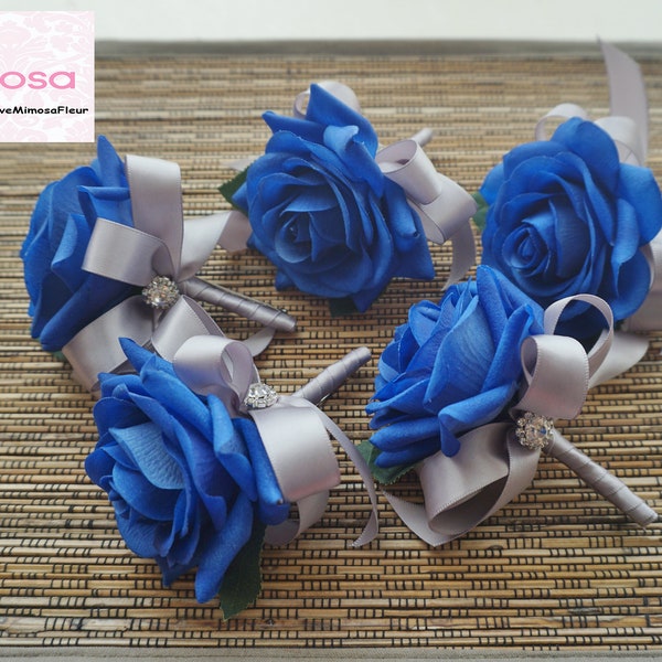 Boutonniere, Royal Blue Rose con cinta de plata, corsaje de flor de seda, flores de boda, regalos de novio, padre de la novia, solapa, boda boho