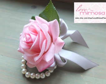 Wrist Corsage, Pink Rose with silver ribbon, pearl bracelet, Silk Flower Corsage, Bridesmaid Gift, Boho Weddikng, Prom Accessories