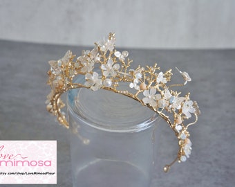 Gouden tiara met vlinderaccent, gouden kroon, bruiloftskroon, bruidstiara, kristallen tiara, kroon vintage, kronen en tiara's, C104