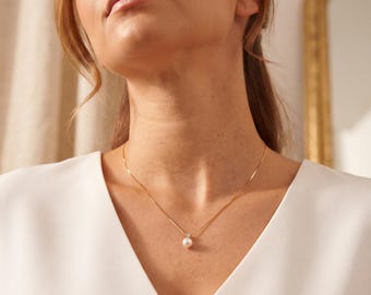 Gold Pearl Pendant Necklace, Solitaire CZ Pearl Necklace for Women, Waterproof Stainless Steel Jewelry, Dainty Bridal Gift, Everyday Jewelry