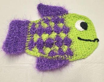 child's   fish wash cloth