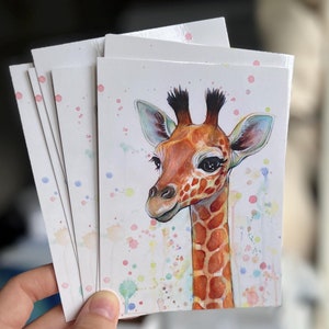 キリンカード、キリンポストカード、赤ちゃんキリン、キリンアート、動物ポストカード、キリン水彩画アート、かわいい動物ポストカード